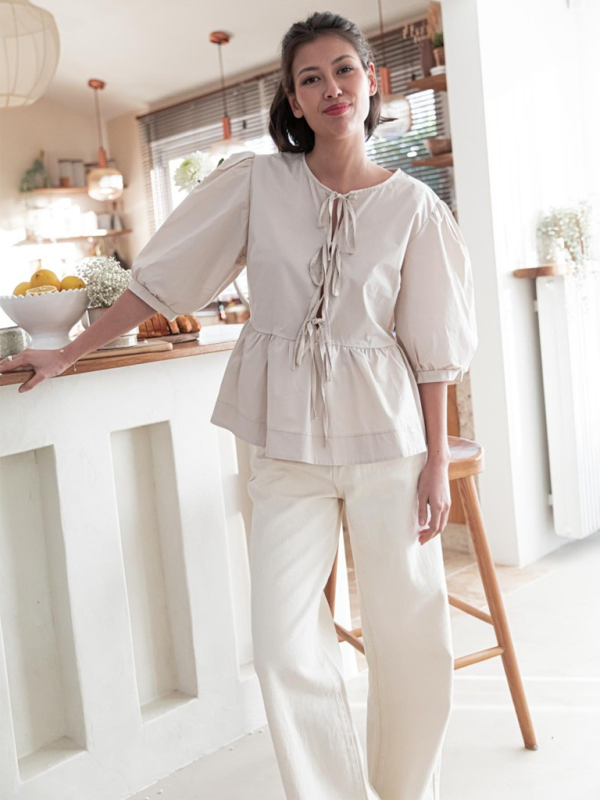 Blouses- Women's Leopard Print Puff Sleeves Peplum Blouse- - Chuzko Women Clothing