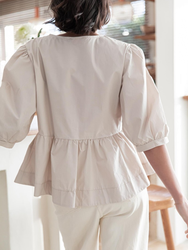 Blouses- Women's Leopard Print Puff Sleeves Peplum Blouse- - Chuzko Women Clothing