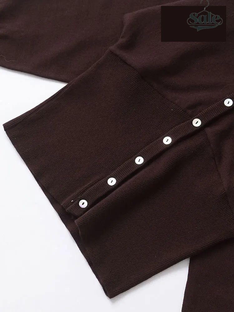 Cardigans - Casual V-neck Buttoned Cardigan for Versatile Outfits