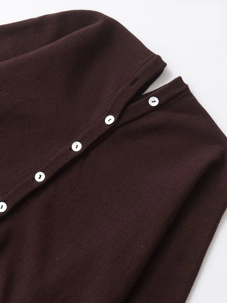 Cardigans - Casual V-neck Buttoned Cardigan for Versatile Outfits