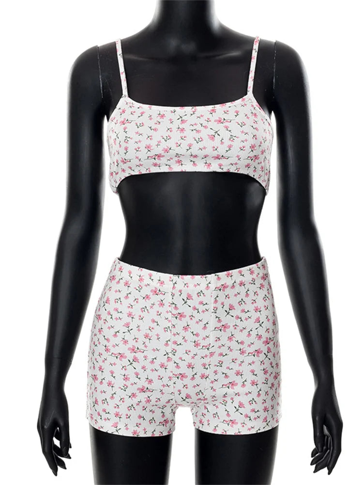 Casual Outfits - Floral Lounge Outfit Boyshorts and Top for Women