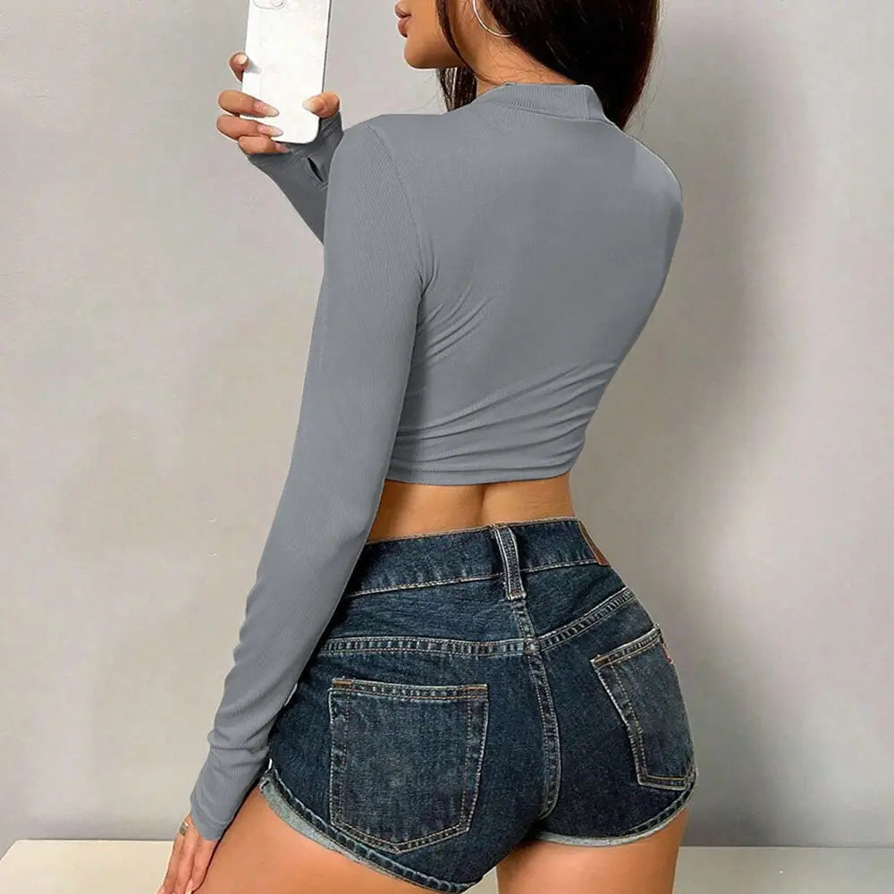 Crop Tops - Gray Cropped Top with Front Cutout for Casual Outings