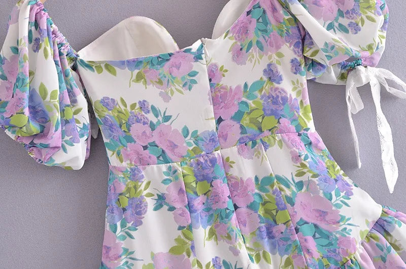 💃🔥Vintage Damen-Minikleid mit floralem Remi-Ausschnitt, Puffärmeln und tiefem Ausschnitt💃🔥
