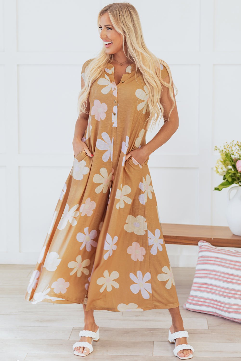 Jumpsuits & Rompers - Floral Buttoned Jumpsuit - Casual Wide-Leg Outfit for Women