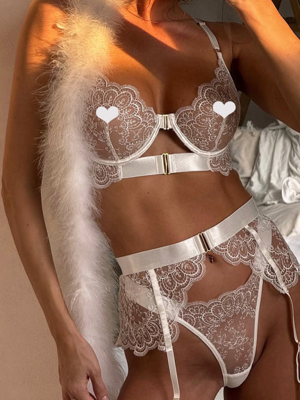 Lingerie - Elegant Bridal Lingerie Set with Garters for Special Evenings