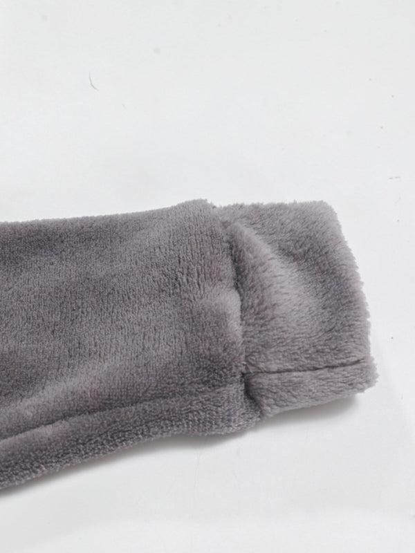 Pullovers - Men's Everyday Fleece Hooded Pullover - Winter Essential