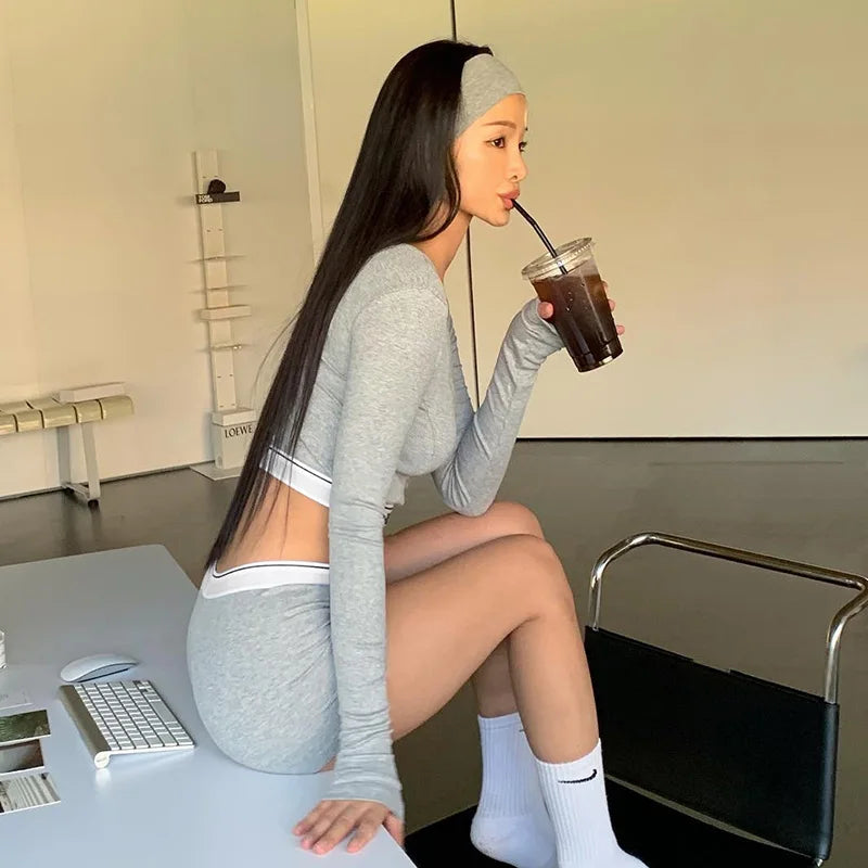 Shorts Sets - Sporty Fitness Crop Top and Shorts Set for Woman