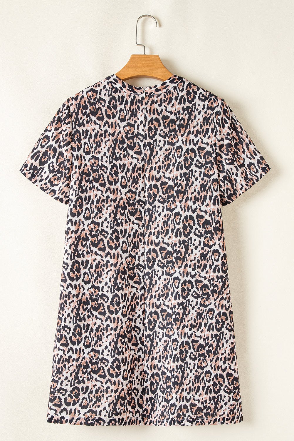 T Shirt Dresses - Leopard Print Casual T-shirt Dress