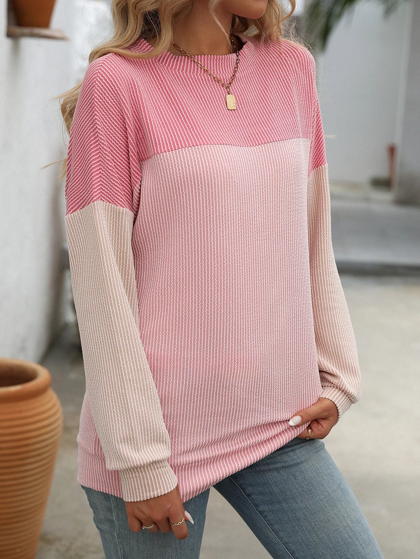 Women Color-Blocked Casual T-Shirt For Autumn