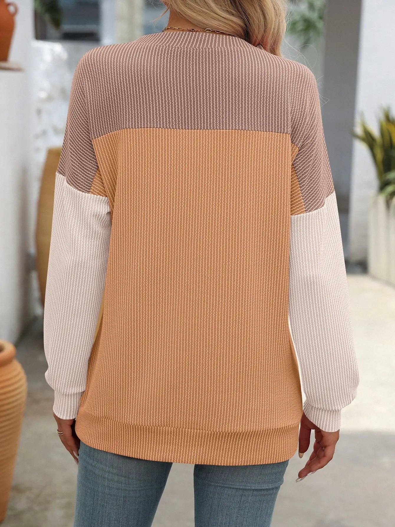 Women Color-Blocked Casual T-Shirt For Autumn