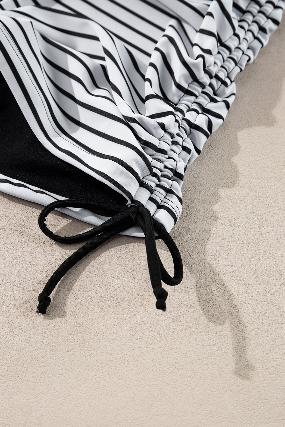 Tankinis - Striped Tankini Set for Beach Adventures