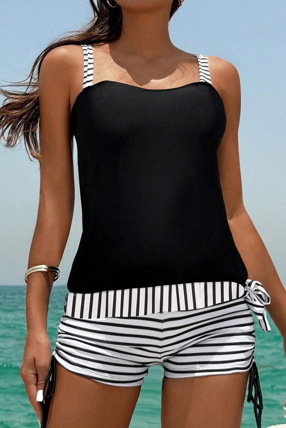 Tankinis - Striped Tankini Set for Beach Adventures