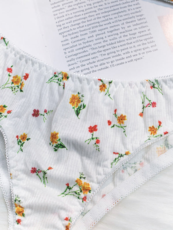 Underwear - Floral Lingerie Bra and Panties Set