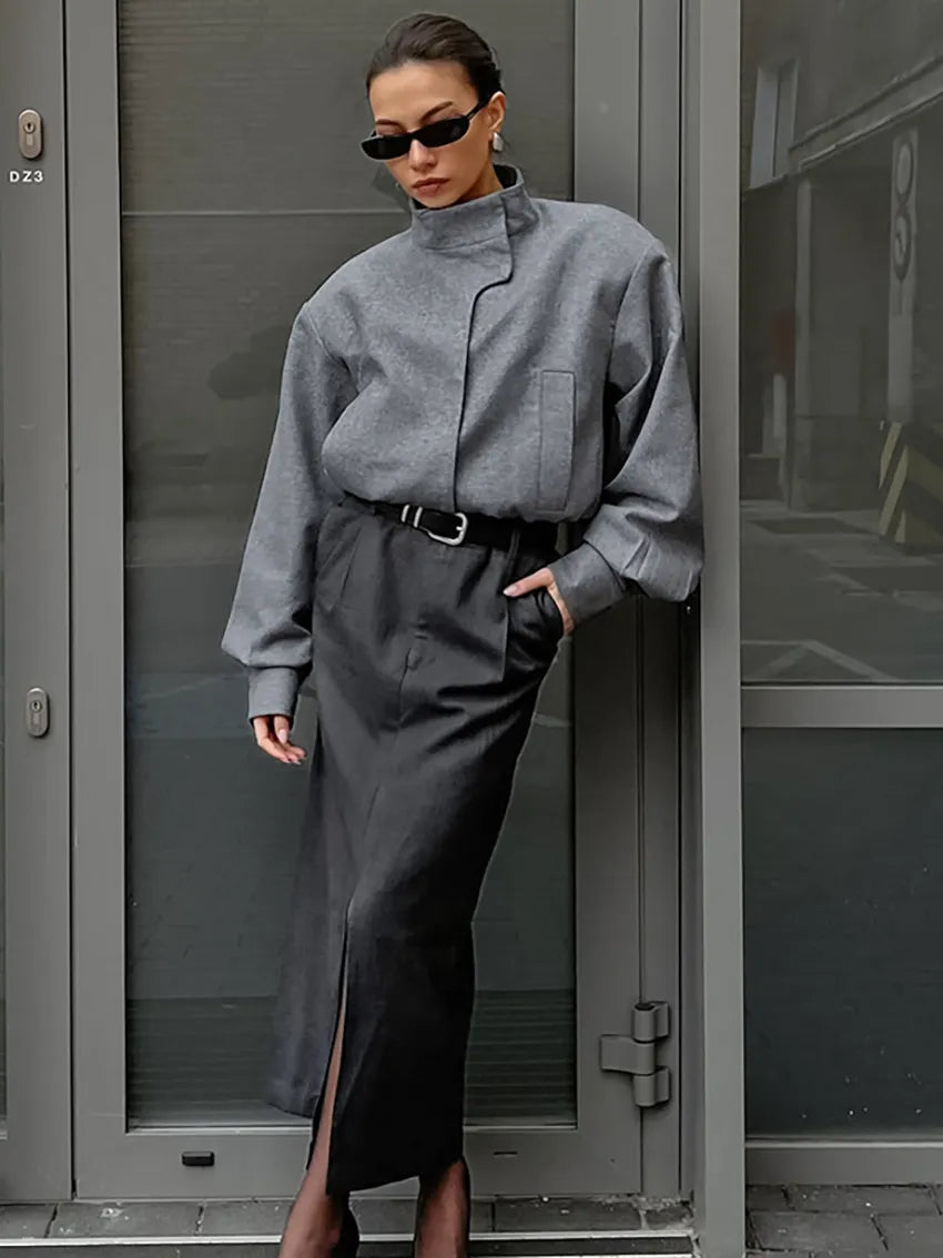 Veste courte légère à col montant pour temps frais