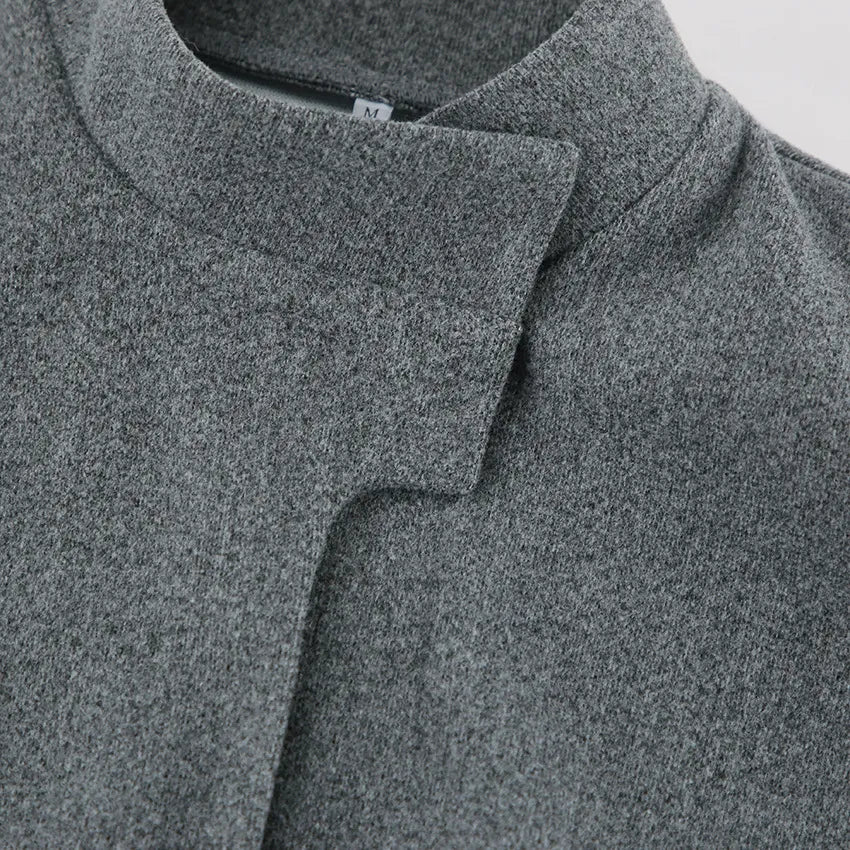 Veste courte légère à col montant pour temps frais