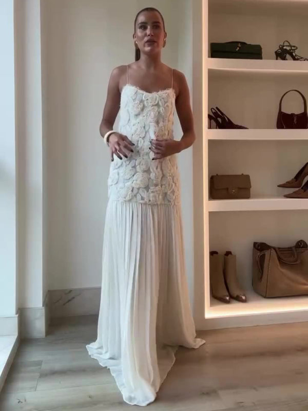 Elegant Dresses - Three-dimensional rose decorated ruffle stitching suspender dress