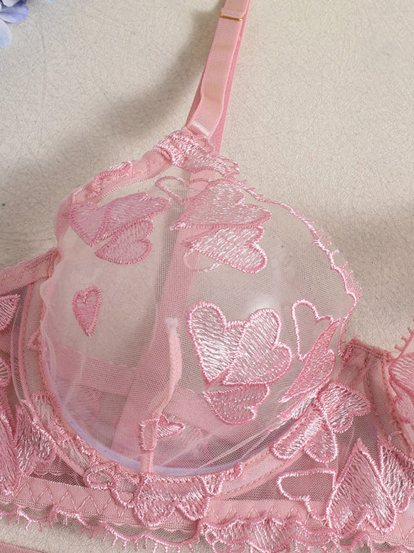 Lingerie - Heart-shaped embroidered sexy lingerie four-piece set