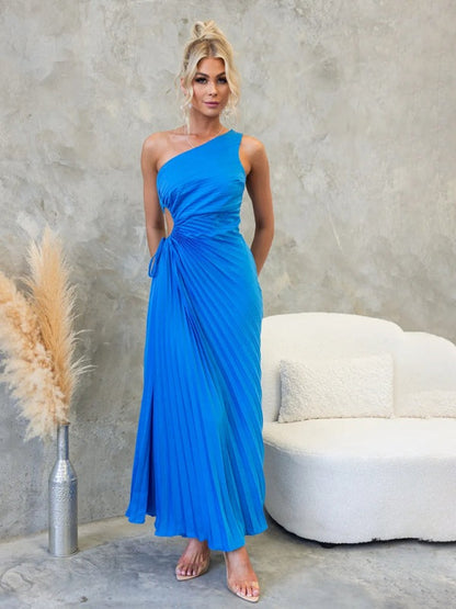 Elegant Dresses - Elegant Pleated Maxi Dress with Asymmetrical Neckline