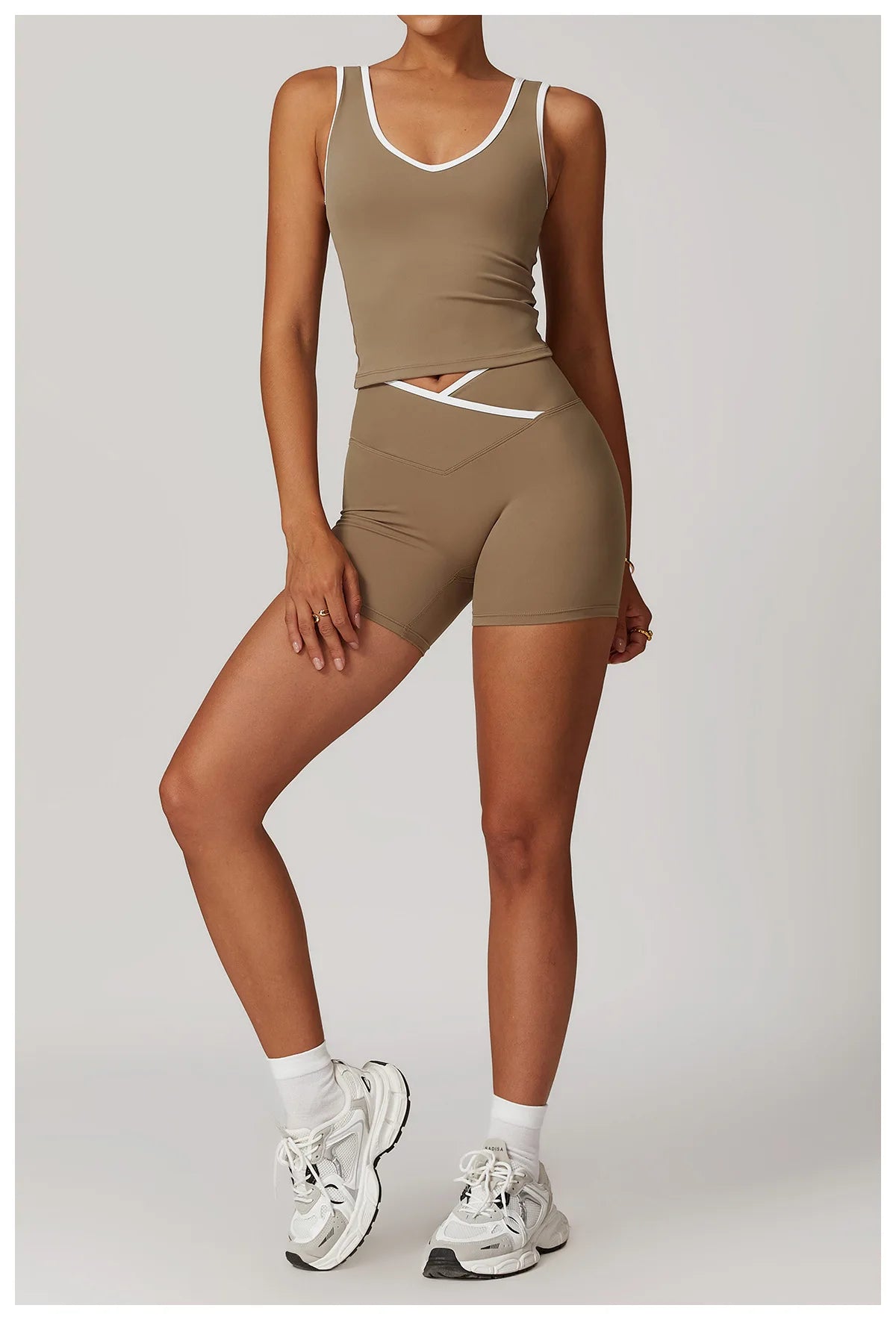 Gym Outfits - Quick-Dry Athletic Sets for Yoga 2 Piece Gym Style Outfit