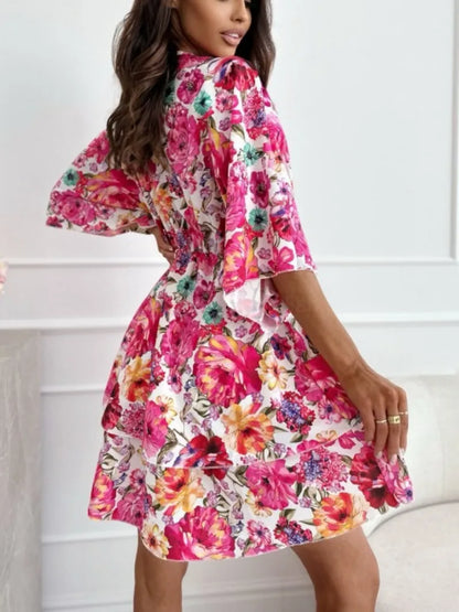 Geblümtes A-Linien-Kleid mit Kimonoärmeln