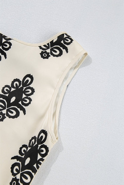 Mini Dresses - Casual Summer Dress with Geometric Print and Bow