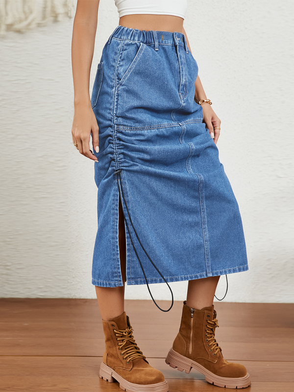 Fallschirmrock aus Denim mit gerüschtem Seitendetail
