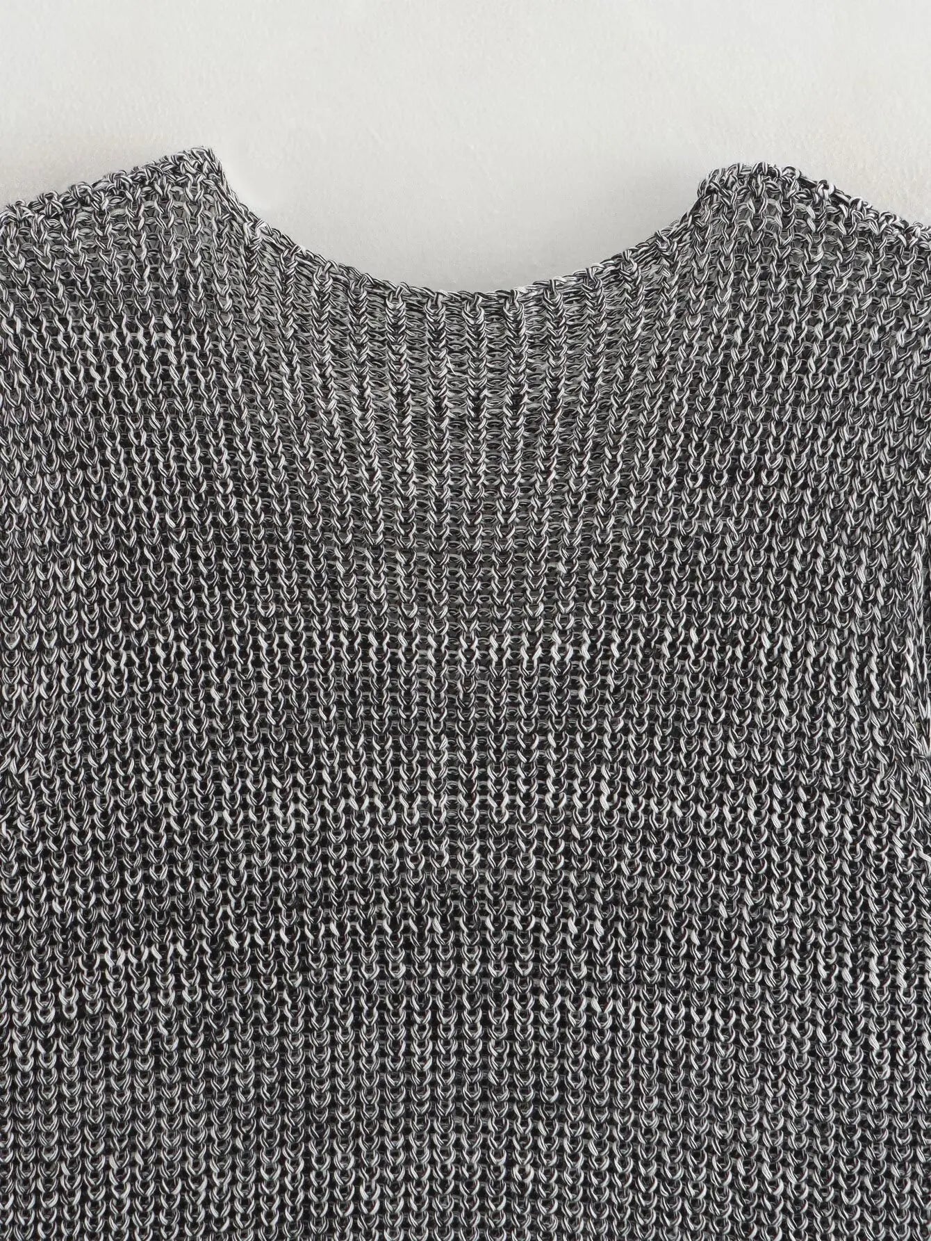 Knit Tops - Female Casual Slim Fit Sleeveless Single Breasted V Neck Crop Top Elegant Knit Vest for Women 2024 Fashion Lady Outwear