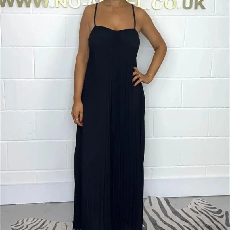 Jumpsuits - Plus-size women's jumpsuit full-body pressure pleated solid color sleeveless suspenders jumpsuit plus-size women's clothing