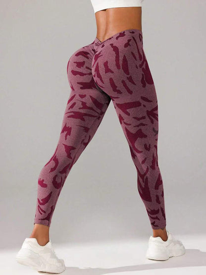 Sporty Pants - Military Camo Sports Leggings for Every Workout