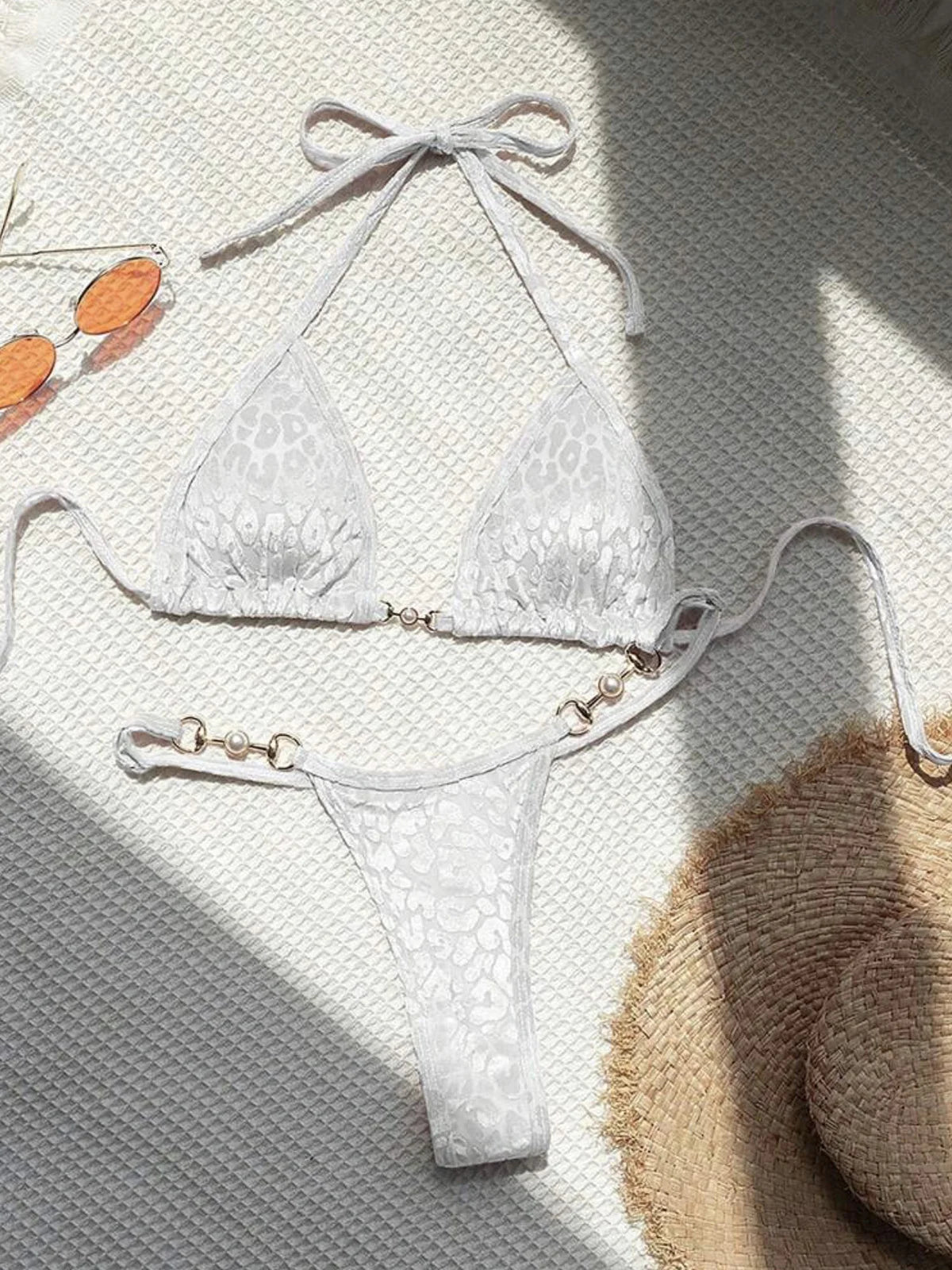 String Bikinis - Trendy Leopard 2 Piece Bikini for Sunbathing and Beach Volleyball