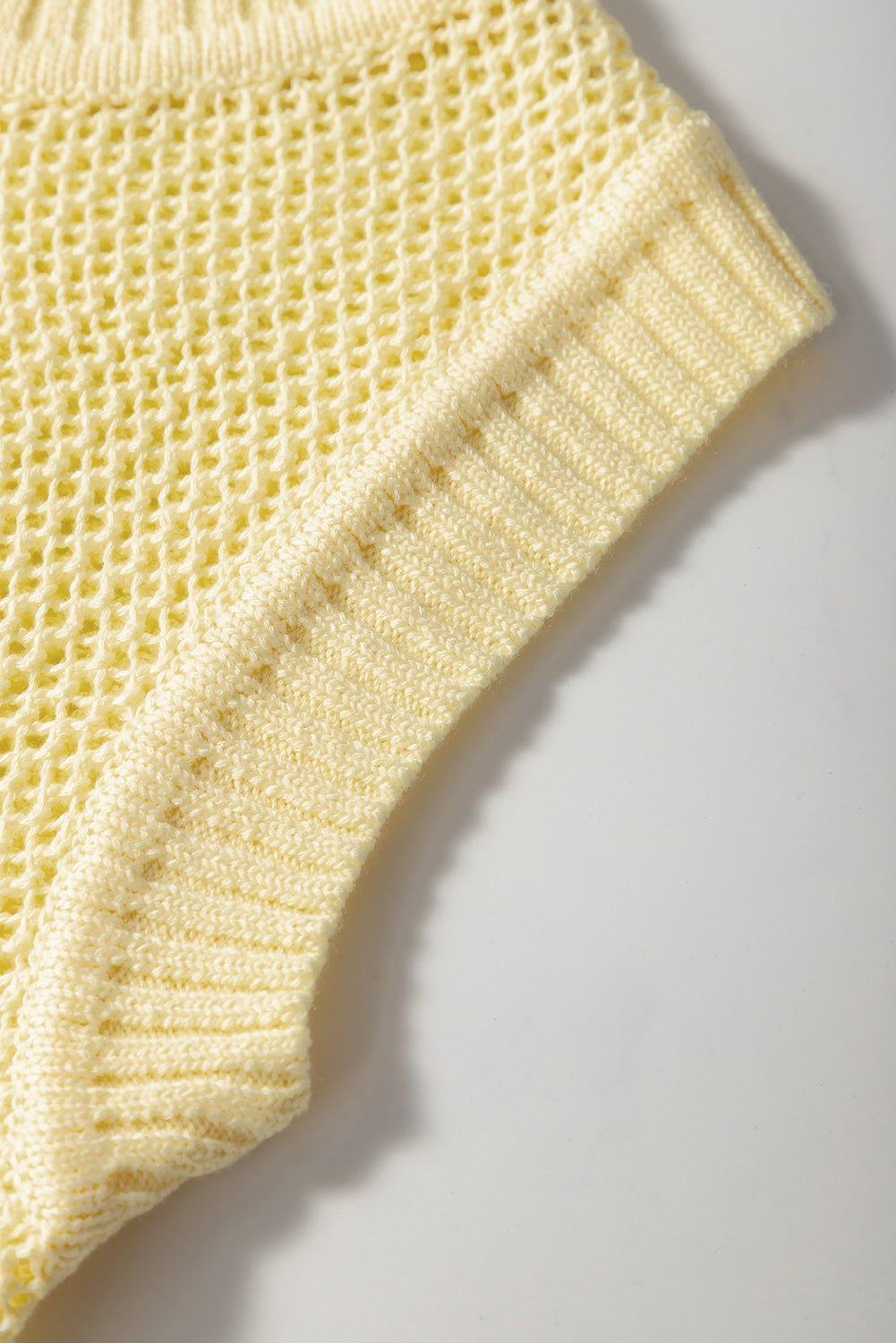 Sweater Vests - Casual Women's Sleeveless Knit Vest for Everyday Style