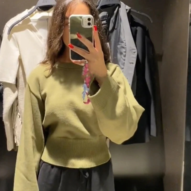 Sweaters - Casual Flared Sleeve Knit Sweater