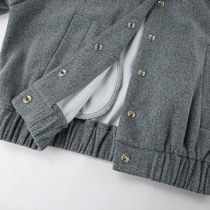 Leichte, kurze Jacke mit Stehkragen für kühles Wetter