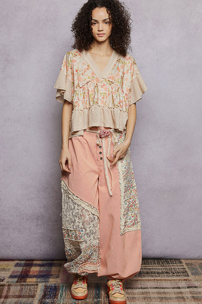  - POL Floral Print V-Neck Woven Blouse with Gentle Gathers