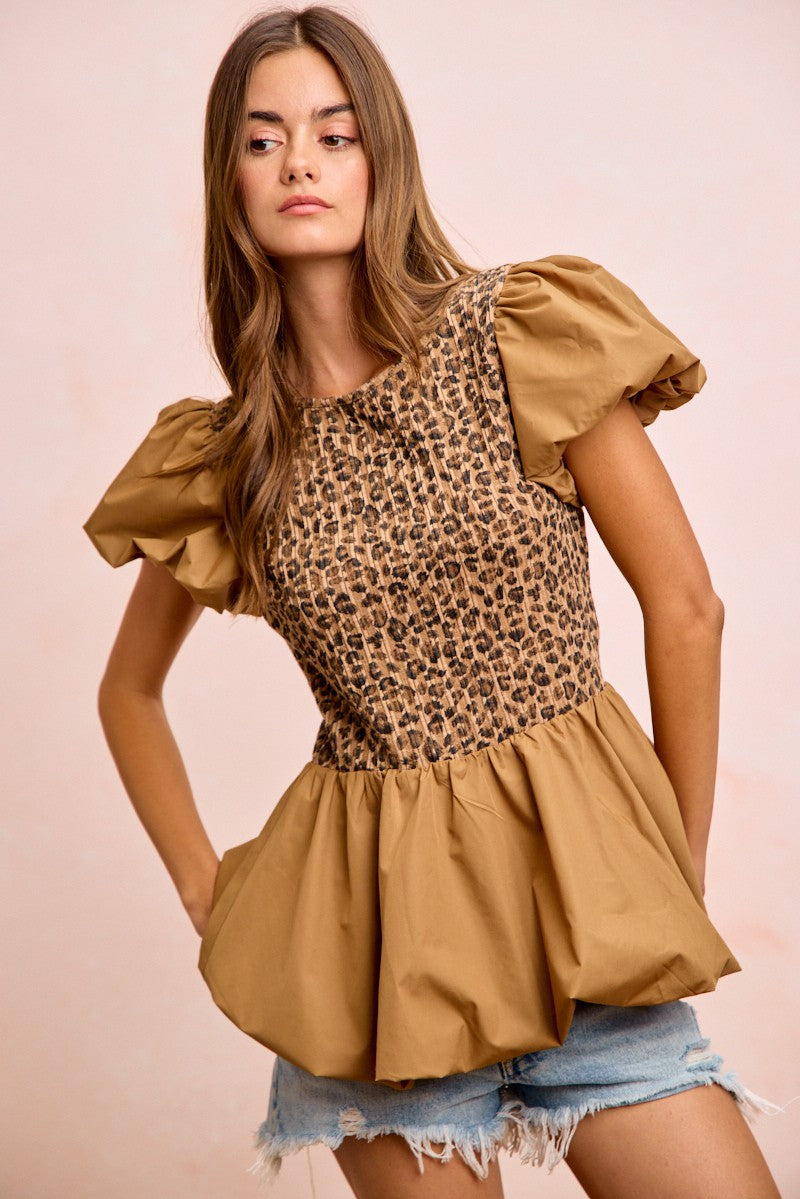  - BiBi Rib Texture Leopard Puff Sleeves Bubble Peplum Top