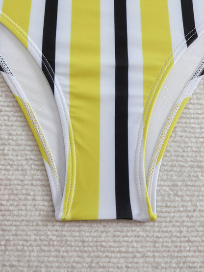 Swimwear - High waist striped bikini