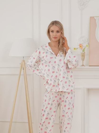 Trendy Lounge Set with Flowy Sleeves & Berry Print